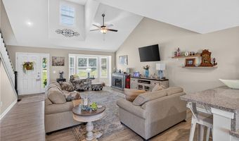 48600 Middle Ridge Rd, Amherst, OH 44001
