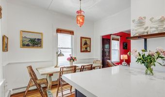 24 Hunter Ave, Newport, RI 02840