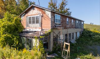 2 Harold Dr, Altamont, NY 12009
