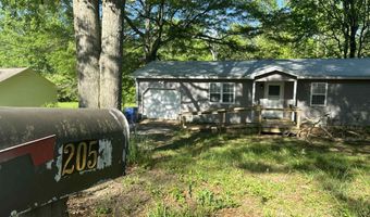 205 3rd St NE, Arab, AL 35016