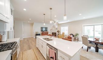 644 Silvermaple Dr, Ammon, ID 83401