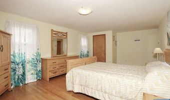 64 Lunn Ave, Bergenfield, NJ 07621