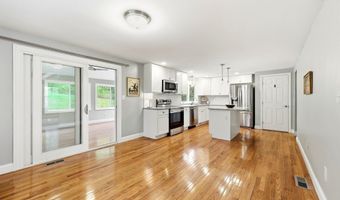 1185 Bay Rd, Amherst, MA 01002