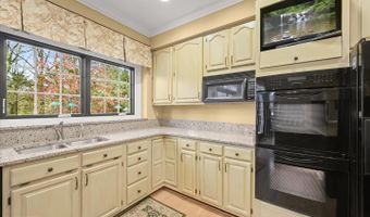 100 ASQUITHOAKS Ln, Arnold, MD 21012