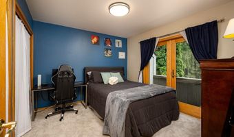 3447 River Pines Dr, Ann Arbor, MI 48103