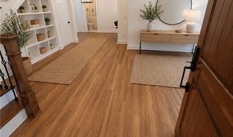 57 Gould St, Newport, RI 02840
