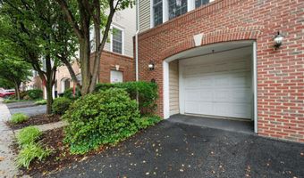 7135 HUNTLEY CREEK Pl 55, Alexandria, VA 22306