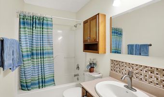 8038 Sydney Ln, Avon, IN 46123