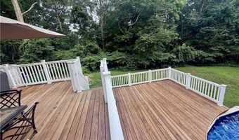 209 Skunk Hill Rd, Hopkinton, RI 02832