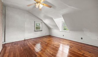 4 N GREENWICH St, Alloway, NJ 08001