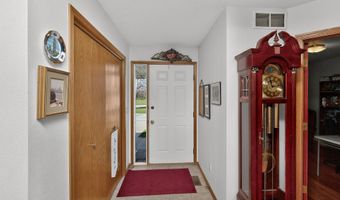842 Lindsay Ct SW, Altoona, IA 50009