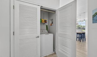 6428 SUNSET BAY Cir, Apollo Beach, FL 33572