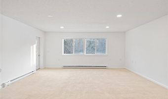 30 Argyle Ave 206, East Providence, RI 02915