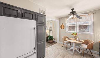321 E RIVELY Ave, Aldan, PA 19018