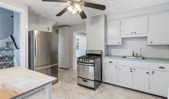 36 Harris Ave, Johnston, RI 02919