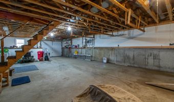 324 Lakeshore Dr, Brighton, VT 05846