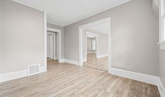 1376 Goodyear Blvd, Akron, OH 44305