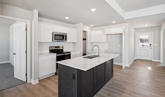 25135 Bluebird Cir, Adel, IA 50003