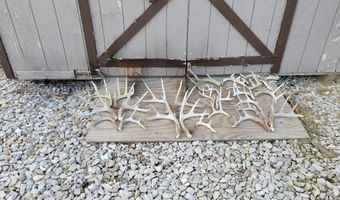 189 Th St, Albia, IA 52531