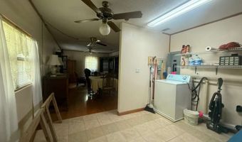 220 Presley Dr, Abbeville, AL 36310