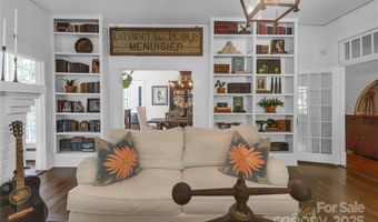 1519 The Plz, Charlotte, NC 28205