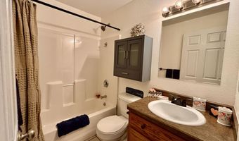 280 Juniper St, Buffalo, WY 82834