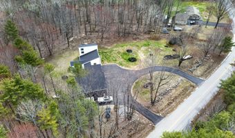 672 Danville Corner Rd, Auburn, ME 04210