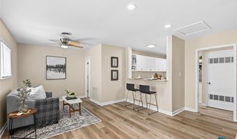 6334 Hurstgreen Ln, Affton, MO 63123