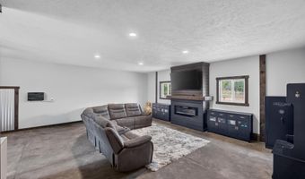 16 Hadley Ln, Blanchard, ID 83804