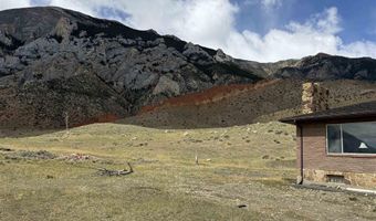 635 Road 8VC, Clark, WY 82435