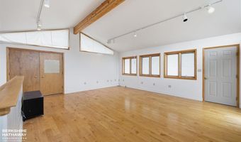 1214 Birch Ln, Cody, WY 82414