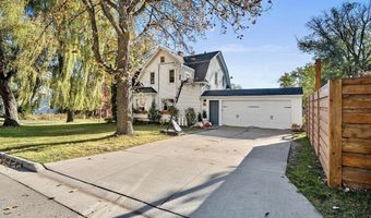 302 E MISSION Rd, Allouez, WI 54301