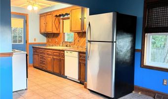 164 Bay Spring Ave, Barrington, RI 02806