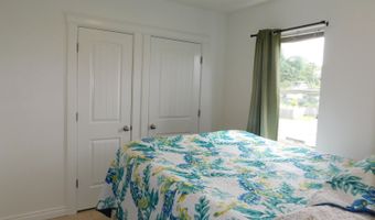 465 W MARINE Dr, Astoria, OR 97103