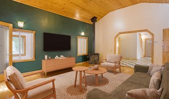 799 Outback Trl, Alberton, MT 59820