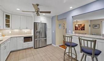 5 Van Gogh Ln, Airmont, NY 10901