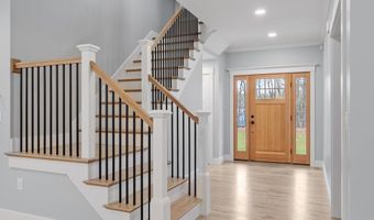 385 Green Rd, Bolton, MA 01740