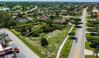 1127 MARCO LAKE Dr, Marco Island, FL 34145