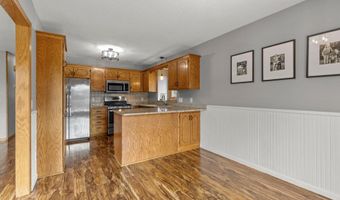 14366 Europa Ave, Apple Valley, MN 55124
