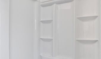2896 East St, Anderson, CA 96007