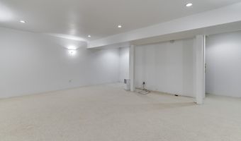 944 Angus Ln, Indianapolis, IN 46217