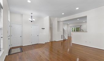 252 SUMAC St, Philadelphia, PA 19128