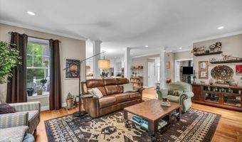 16 Sweetheart Mountain Rd, Canton, CT 06019