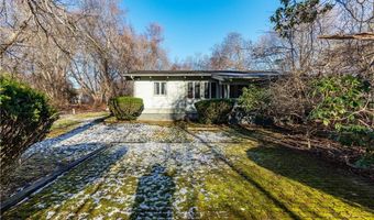 35 Sunset Ave, North Kingstown, RI 02874