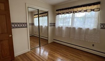 277 Pearl St, Bangor, ME 04401