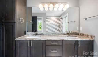 139 Linden St, Arden, NC 28704