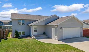 809 24th Ave NW, Austin, MN 55912