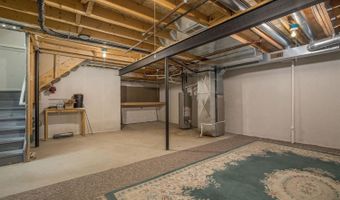 3088 Village Cir, Ann Arbor, MI 48108