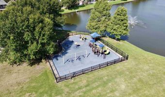 535 Lake Villa Dr, Baton Rouge, LA 70810