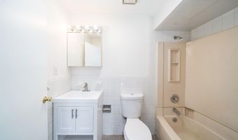 43 W 9TH St 9, Bayonne, NJ 07002